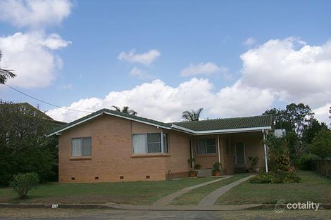 99 Hunter St, Walkervale, QLD 4670