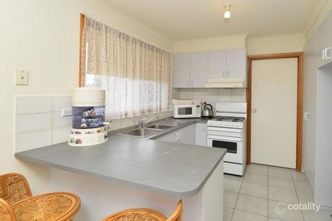 Property photo of 2/23 Schmitt Court Whittington VIC 3219