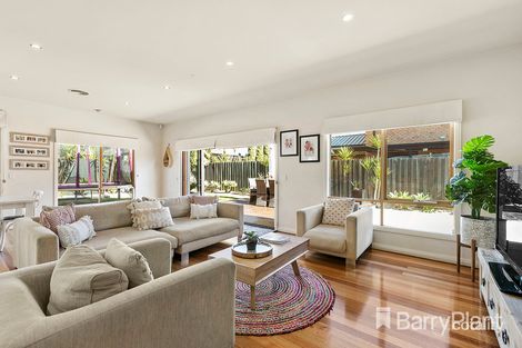 Property photo of 12 Hyland Street Mordialloc VIC 3195