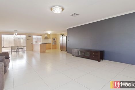 Property photo of 28 Copperback Circle Huntingdale WA 6110
