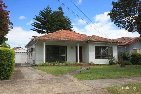 16 Chamberlain Rd, Padstow, NSW 2211