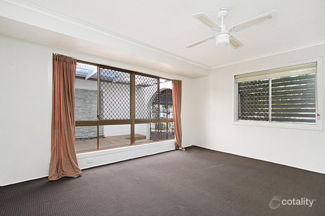 Property photo of 5 Key West Broadbeach Waters QLD 4218