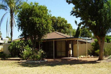 Property photo of 32 Mallee Way Forrestfield WA 6058