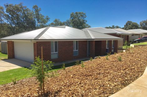 5 Hazeldene Pl, Lavington, NSW 2641