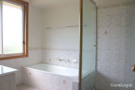 Property photo of 5 Astrid Close Cabramatta NSW 2166