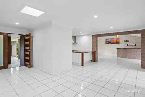 Property photo of 3 Rocket Court Benowa QLD 4217