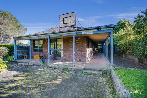 Property photo of 5 Petrel Close Mount Eliza VIC 3930