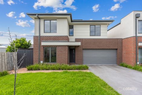 Property photo of 10 Mission Court Lynbrook VIC 3975