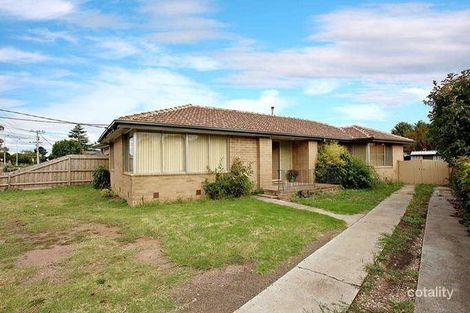11 Rylandes Dr, Gladstone Park, VIC 3043