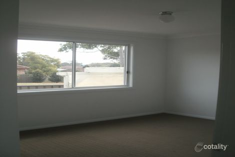 Property photo of 17 Benaud Court St Clair NSW 2759