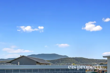 Property photo of 4/27 Vasili Court Oakdowns TAS 7019