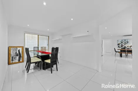 Property photo of 198 Braidwood Drive Prestons NSW 2170