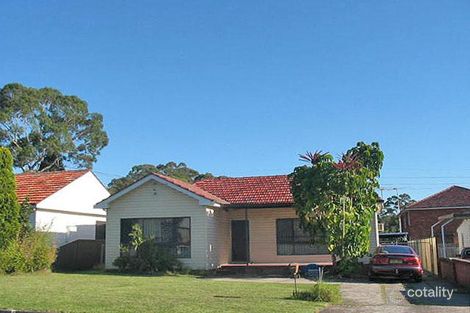 18 Cockburn Cres, Fairfield East, NSW 2165