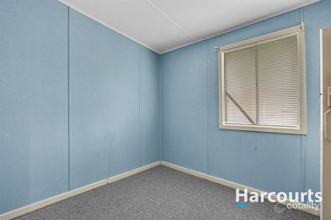 Property photo of 11 Wyeree Road Mandurah WA 6210