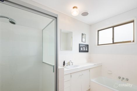 Property photo of 25 Pandian Crescent Bellbowrie QLD 4070