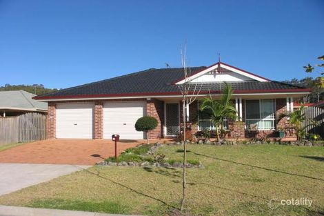 15 Raintree Tce, Wadalba, NSW 2259