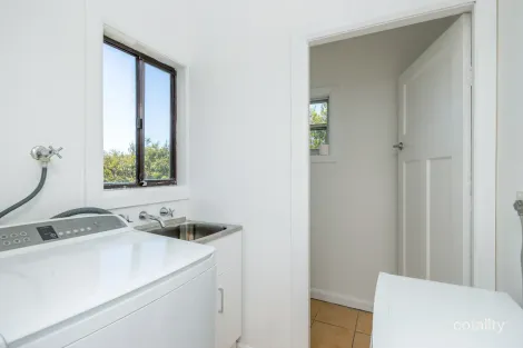 Property photo of 268 Warners Bay Road Mount Hutton NSW 2290