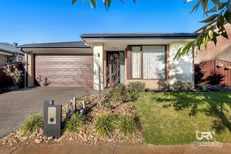 18 Selkirk Way, Mickleham, VIC 3064