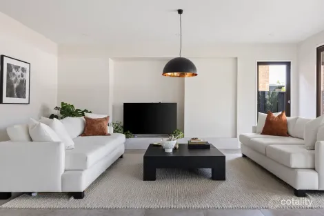 Property photo of 34 Dominion Drive Burnside VIC 3023