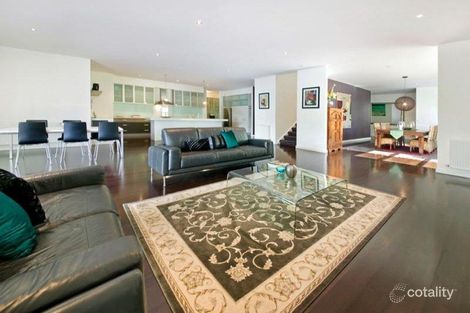 Property photo of 2 Roosevelt Court Brighton East VIC 3187