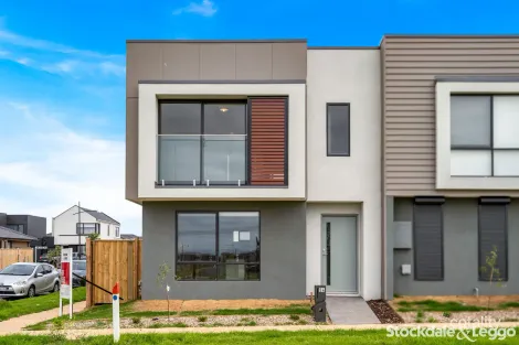 54 Lombardy Walk, Deanside, VIC 3336