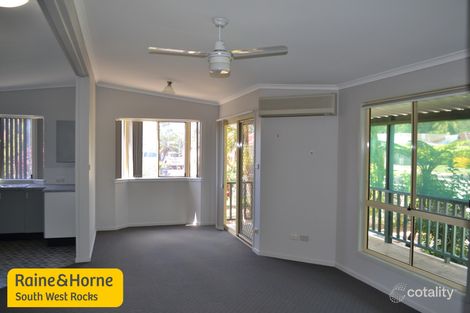 Property photo of 4 Fairway Place South West Rocks NSW 2431