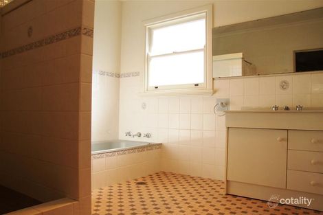 Property photo of 11 Moore Road Springwood NSW 2777