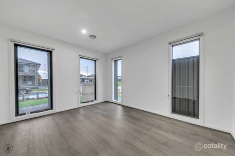 Property photo of 8 Kula Way Truganina VIC 3029