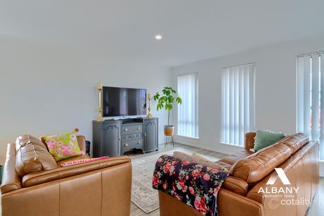 Property photo of 5 Drake Bend Bayonet Head WA 6330