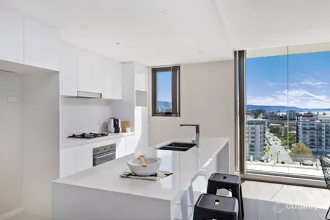 802/51 Crown St, Wollongong, NSW 2500