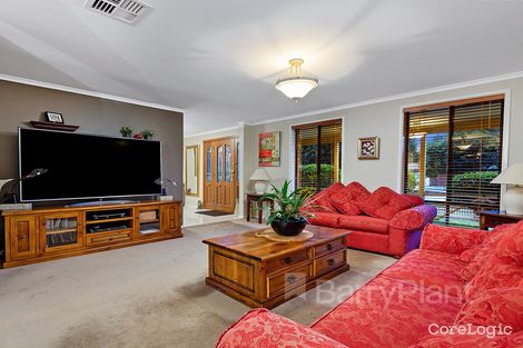 Property photo of 15 Townview Avenue Wantirna South VIC 3152