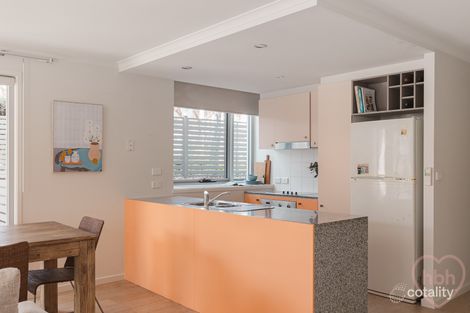 Property photo of 29/16 Wakefield Avenue Braddon ACT 2612