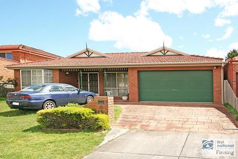 Property photo of 18 Wildwood Court Cranbourne North VIC 3977