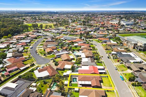 Property photo of 32 Saxonvale Crescent Edensor Park NSW 2176