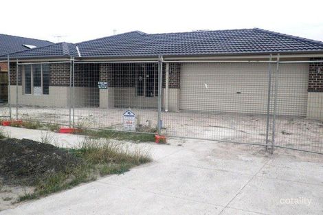 Property photo of 41 Charlbury Crescent Cranbourne North VIC 3977