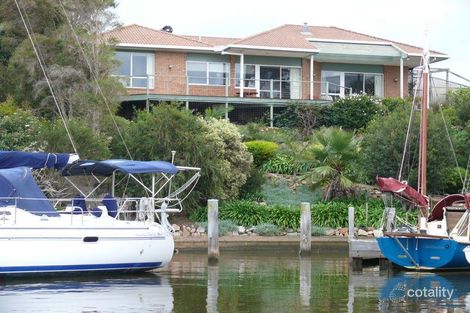 17 Schooner Tce, Paynesville, VIC 3880