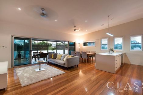 Property photo of 19 Park Street Hawthorne QLD 4171