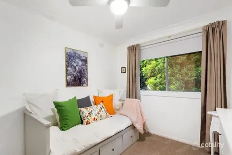 Property photo of 39 Bannerman Avenue Greensborough VIC 3088