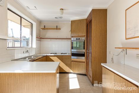 Property photo of 3 Emily Court Springvale South VIC 3172