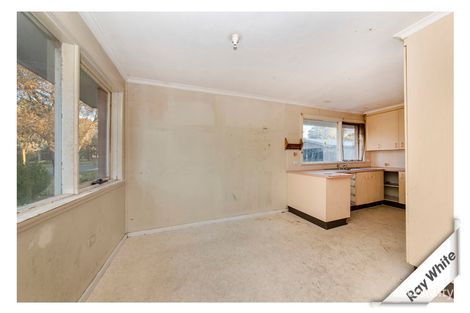 Property photo of 1 Lamb Place Chifley ACT 2606