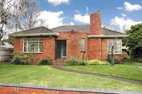 Property photo of 2 Oakdene Crescent Carnegie VIC 3163