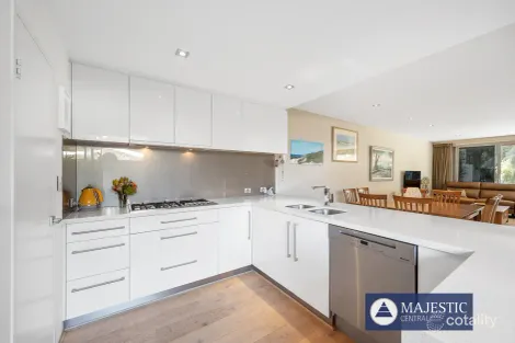 Property photo of 4B Leverburgh Street Ardross WA 6153