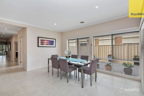 Property photo of 4 Kings Domain Caroline Springs VIC 3023