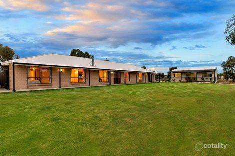 8 Sevastine Ct, Lewiston, SA 5501