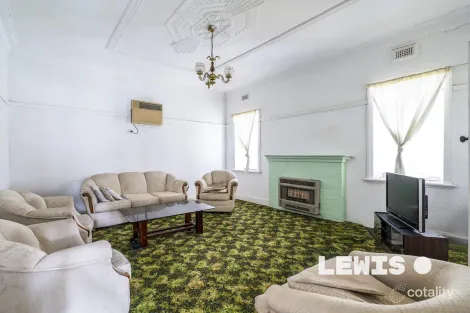 Property photo of 184 Melville Road Brunswick West VIC 3055