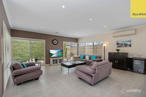Property photo of 4 Kings Domain Caroline Springs VIC 3023