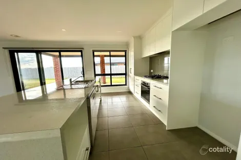 Property photo of 51 Vickers Drive Warrnambool VIC 3280