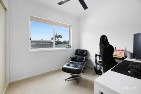 Property photo of 2/94 Sunshine Parade Miami QLD 4220