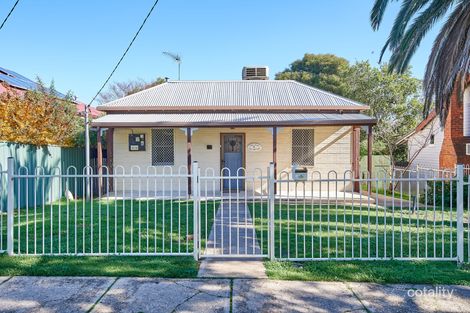 Property photo of 4 Kildare Street Turvey Park NSW 2650