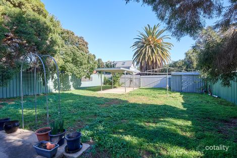 Property photo of 4 Kildare Street Turvey Park NSW 2650